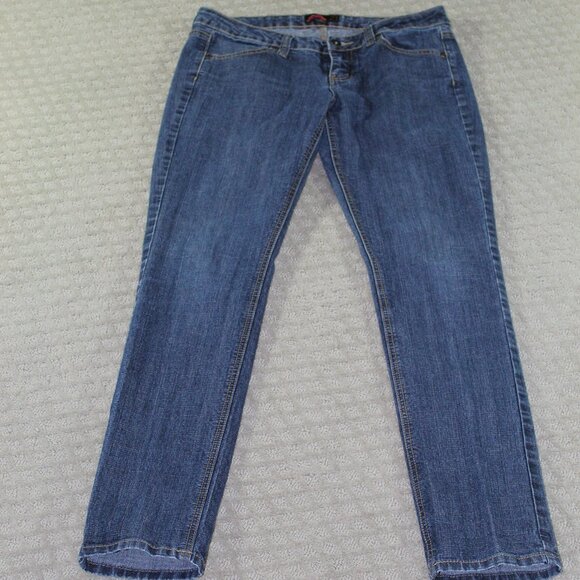 Forever 21 Women's 28x31 Low Rise Straight Leg Blue Jeans EUC - Picture 1 of 6